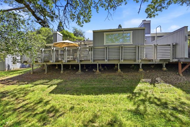 3266 Amethyst Dr, Cameron Park, CA 95682