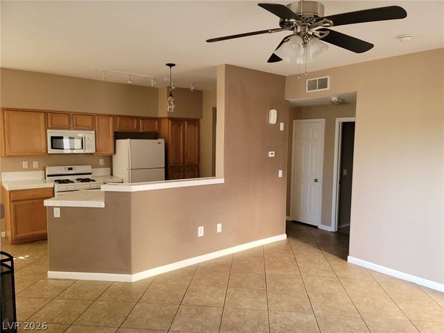 2121 Echo Bay Street 102, Las Vegas, NV 89128