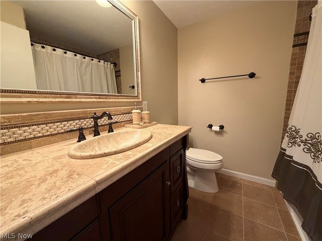 9611 Sunrise Boulevard K-9, North Royalton, OH 44133