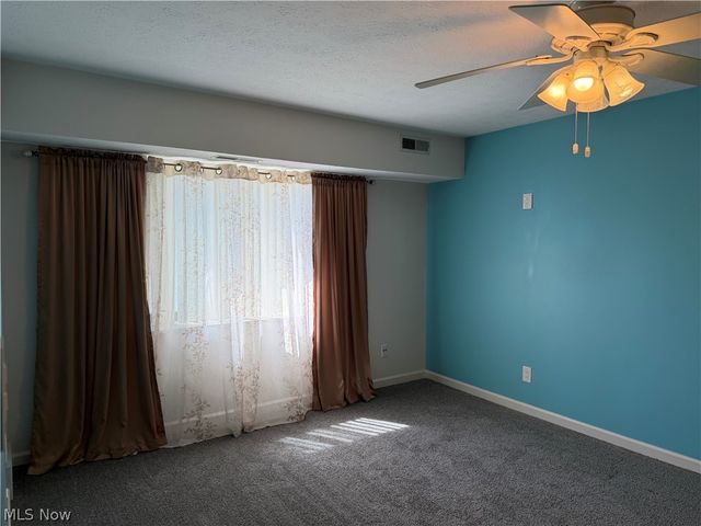 9611 Sunrise Boulevard K-9, North Royalton, OH 44133