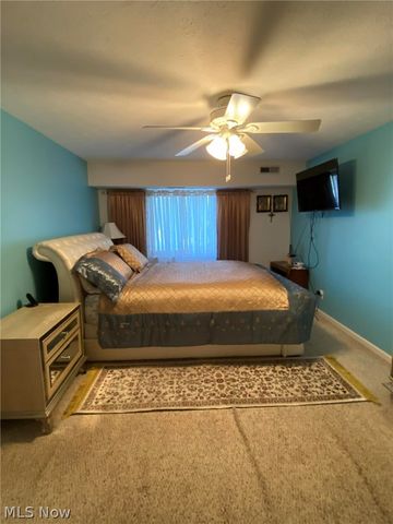 9611 Sunrise Boulevard K-9, North Royalton, OH 44133