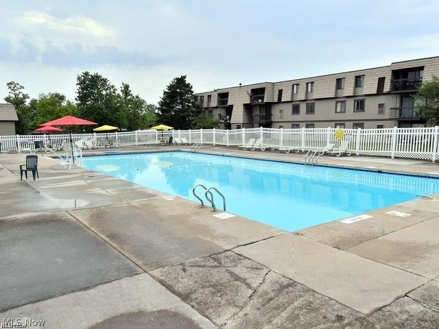 9611 Sunrise Boulevard K-9, North Royalton, OH 44133