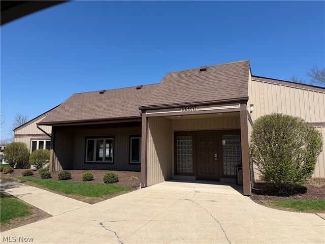 9611 Sunrise Boulevard K-9, North Royalton, OH 44133
