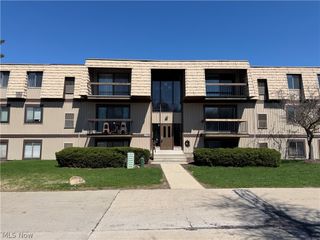 9611 Sunrise Boulevard K-9, North Royalton, OH 44133