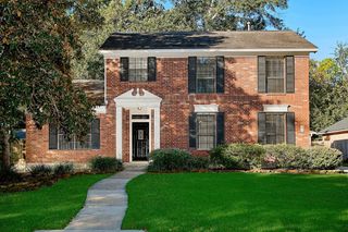 31 N Duskwood Place, The Woodlands, TX 77381