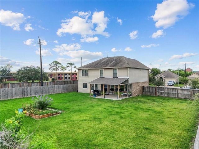 356 Century Oaks Lane, La Marque, TX 77568