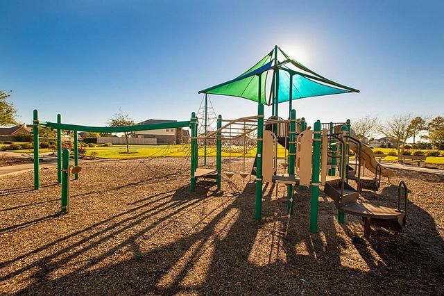 356 Century Oaks Lane, La Marque, TX 77568