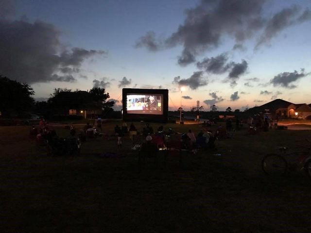 356 Century Oaks Lane, La Marque, TX 77568