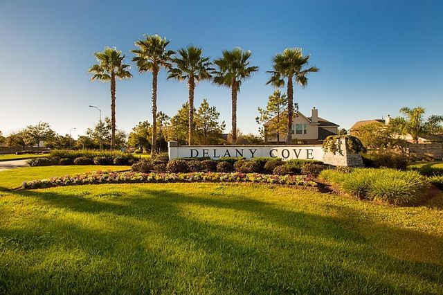 356 Century Oaks Lane, La Marque, TX 77568