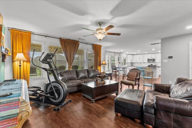 356 Century Oaks Lane, La Marque, TX 77568