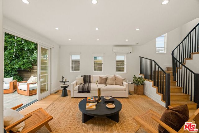 3128 Stanford Avenue, Marina Del Rey, CA 90292