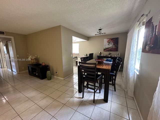 251 SW 134th Way 314M, Pembroke Pines, FL 33027
