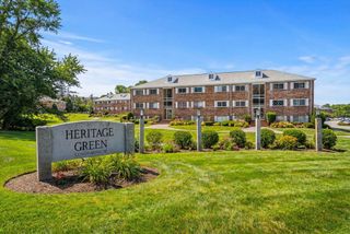 8 Fernview Ave 5, North Andover, MA 01845