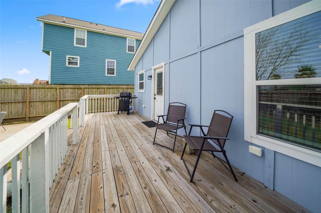 2008 71st Street, Galveston, TX 77551