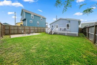 2008 71st Street, Galveston, TX 77551