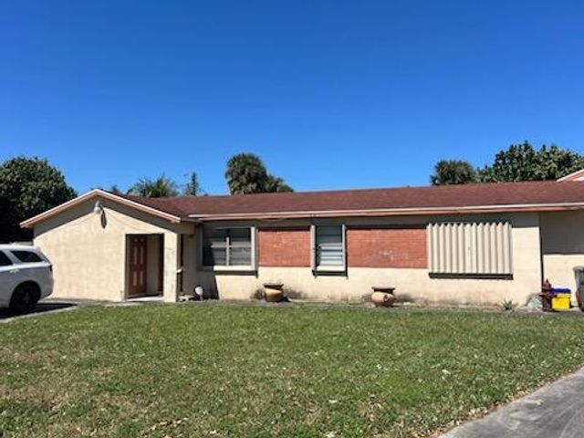 2769 New York Street, West Palm Beach, FL 33406