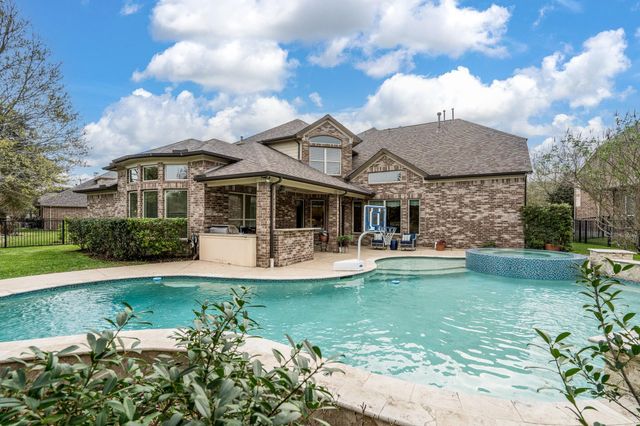 19207 Shady Blossom Drive, Cypress, TX 77433