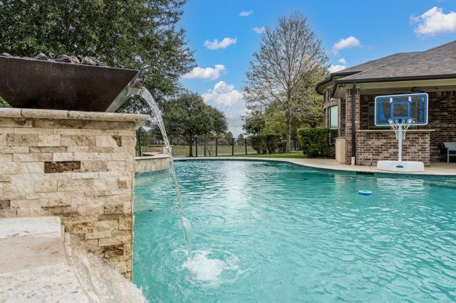 19207 Shady Blossom Drive, Cypress, TX 77433