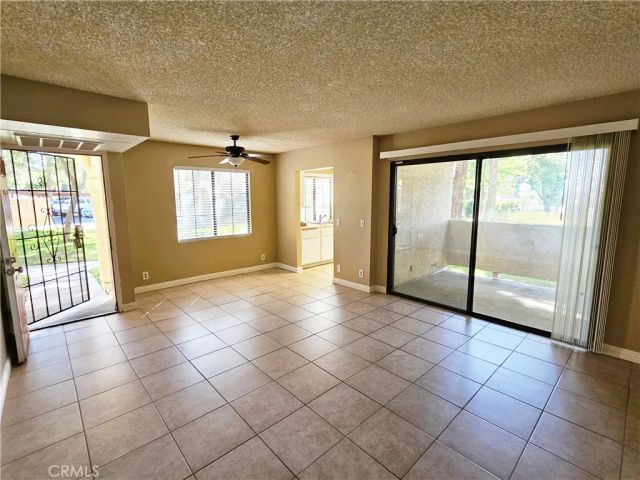2554 Olive Drive 9, Palmdale, CA 93550