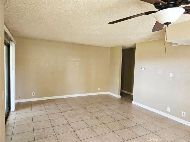 2554 Olive Drive 9, Palmdale, CA 93550