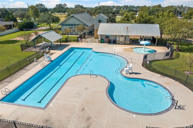 44 Fountain Bend Lane, Richmond, TX 77406