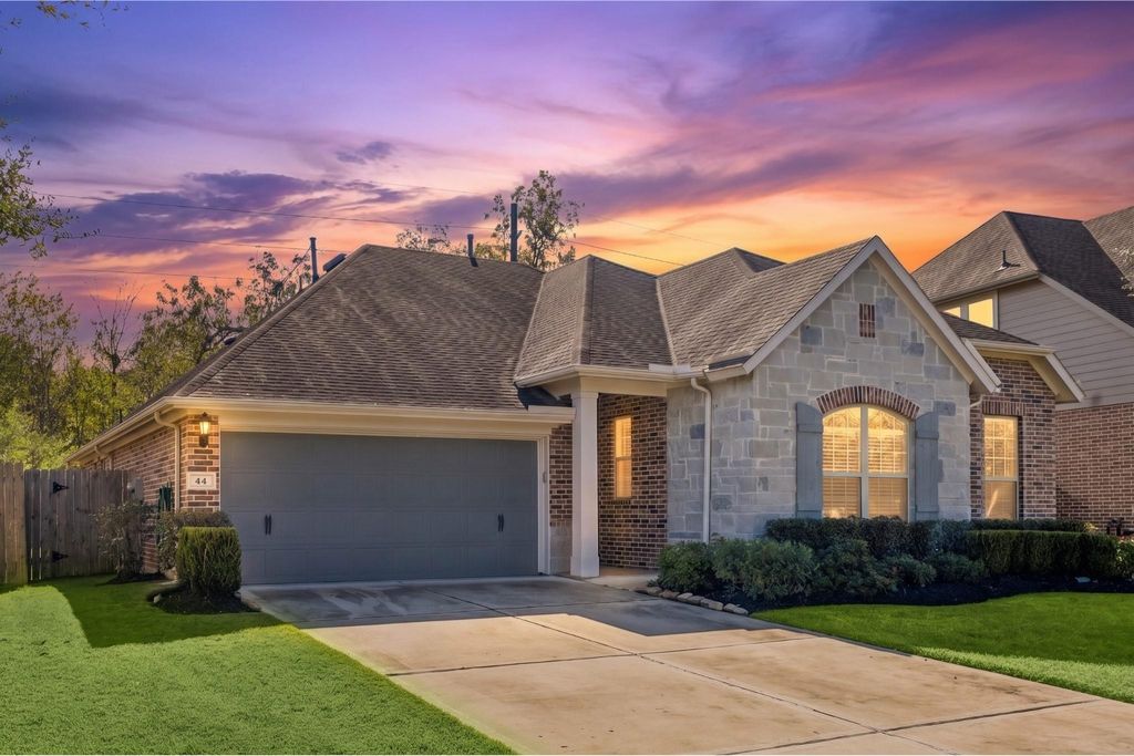 44 Fountain Bend Lane, Richmond, TX 77406