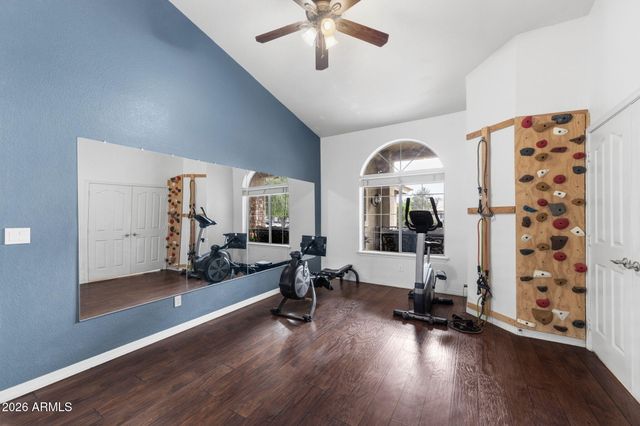 1822 E LEXINGTON Avenue N, Gilbert, AZ 85234