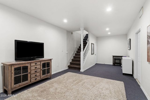 1822 E LEXINGTON Avenue N, Gilbert, AZ 85234