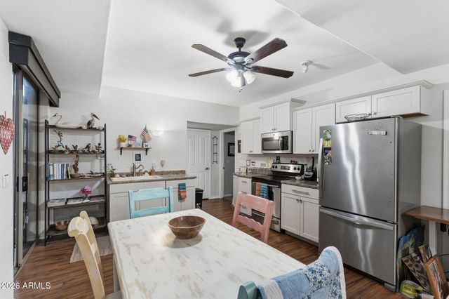 1822 E LEXINGTON Avenue N, Gilbert, AZ 85234