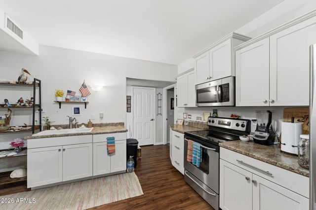 1822 E LEXINGTON Avenue N, Gilbert, AZ 85234