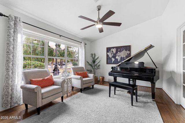 1822 E LEXINGTON Avenue N, Gilbert, AZ 85234