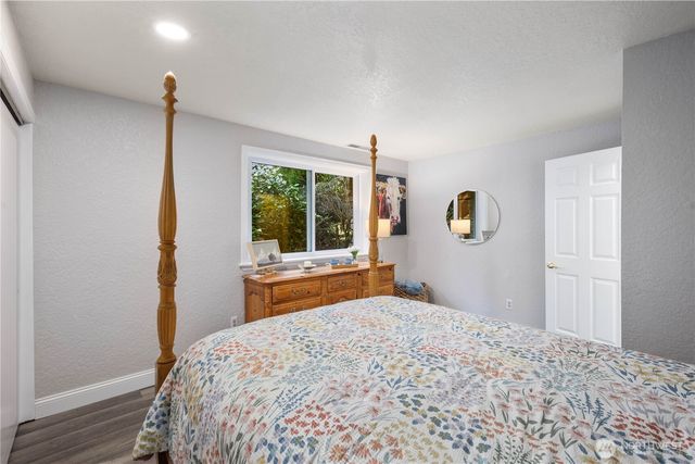 24124 127th Ave SE, Snohomish, WA 98296