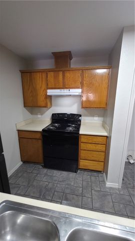 917 N Britt Street, Siloam Springs, AR 72761