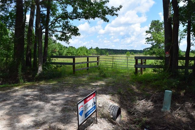 620 County Road 301 N, Dayton, TX 77535