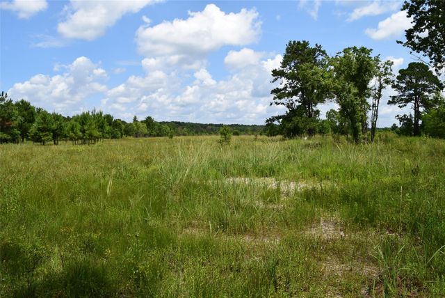 620 County Road 301 N, Dayton, TX 77535