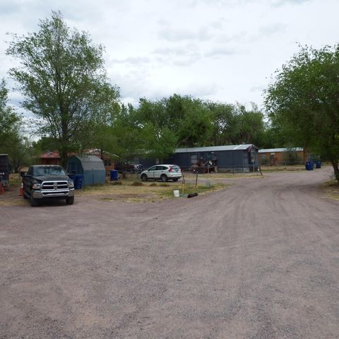 401-413 Eastwood Loop, Socorro, NM 87801