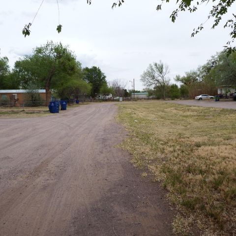 401-413 Eastwood Loop, Socorro, NM 87801