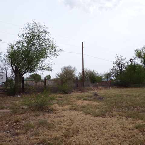 401-413 Eastwood Loop, Socorro, NM 87801