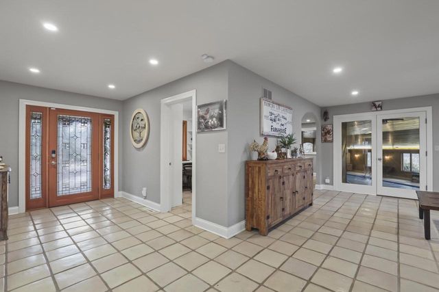 9210 County Road K, Franksville, WI 53126