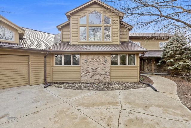 9210 County Road K, Franksville, WI 53126