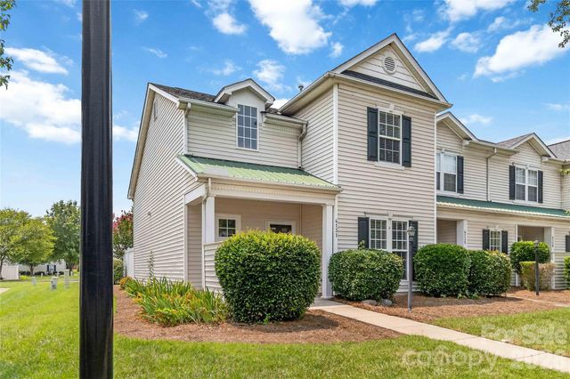 4131 Center Place Drive, Harrisburg, NC 28075