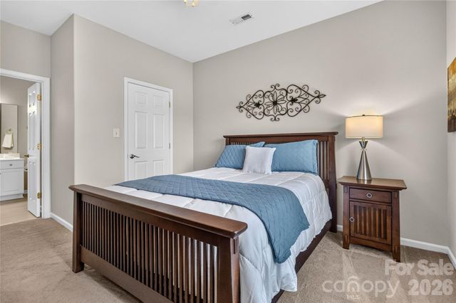 4131 Center Place Drive, Harrisburg, NC 28075