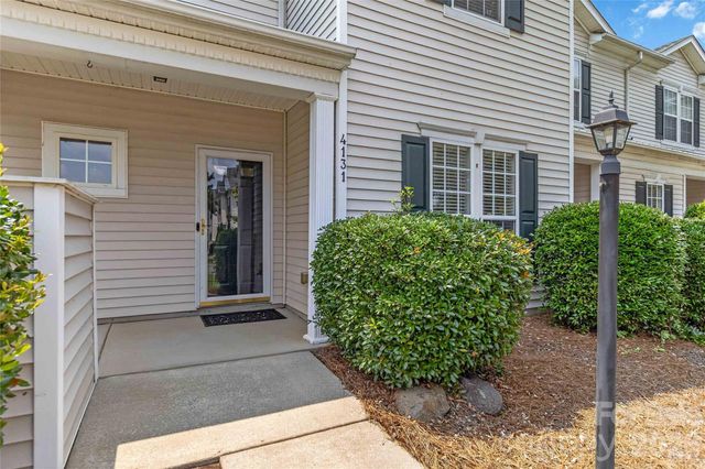 4131 Center Place Drive, Harrisburg, NC 28075