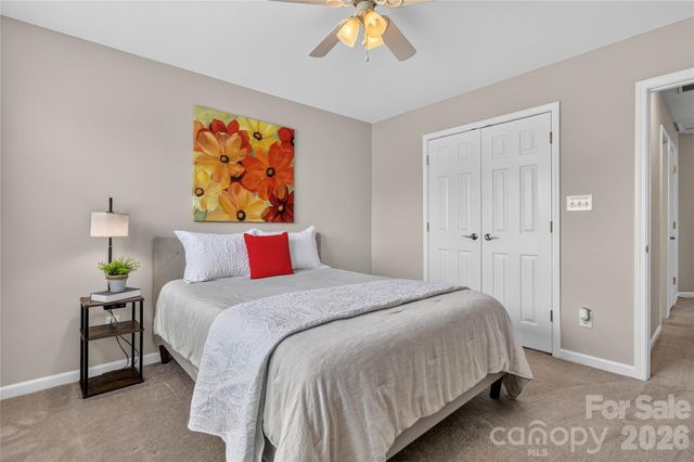 4131 Center Place Drive, Harrisburg, NC 28075