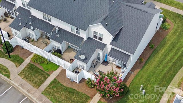 4131 Center Place Drive, Harrisburg, NC 28075