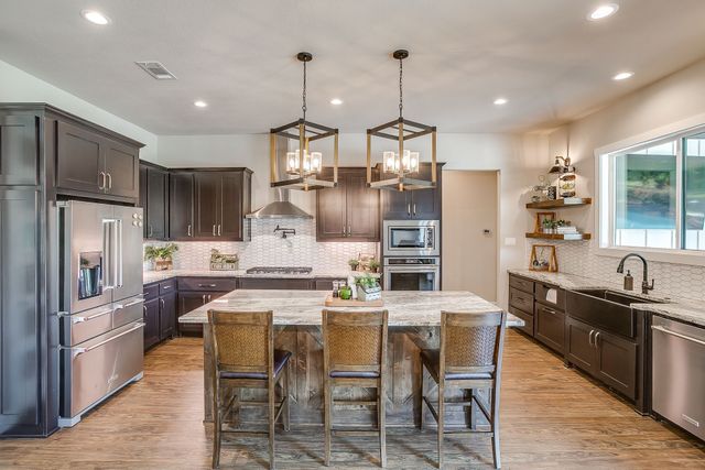 2029 Shady Creek Crossing, Azle, TX 76020