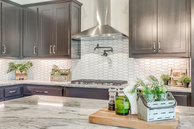 2029 Shady Creek Crossing, Azle, TX 76020