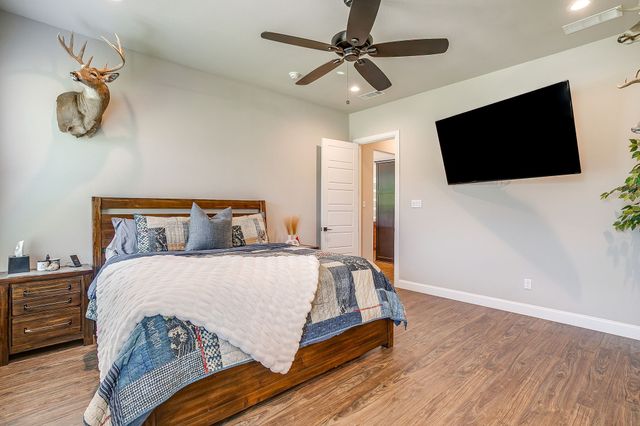 2029 Shady Creek Crossing, Azle, TX 76020