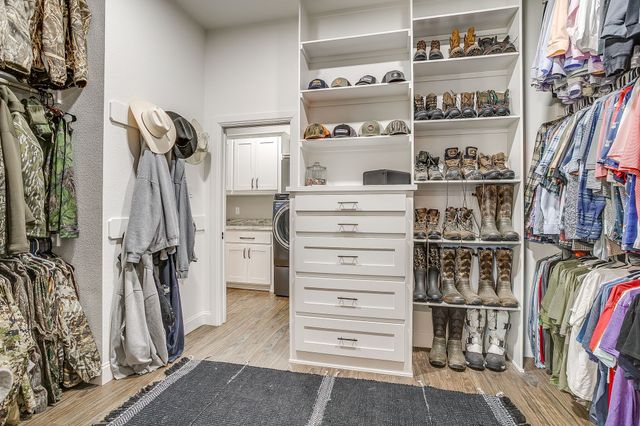 2029 Shady Creek Crossing, Azle, TX 76020