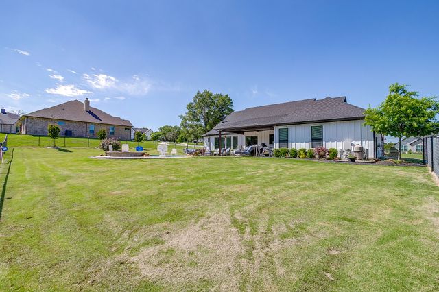2029 Shady Creek Crossing, Azle, TX 76020